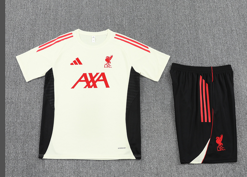 2526 short-sleeved shirt in Liverpool light white color