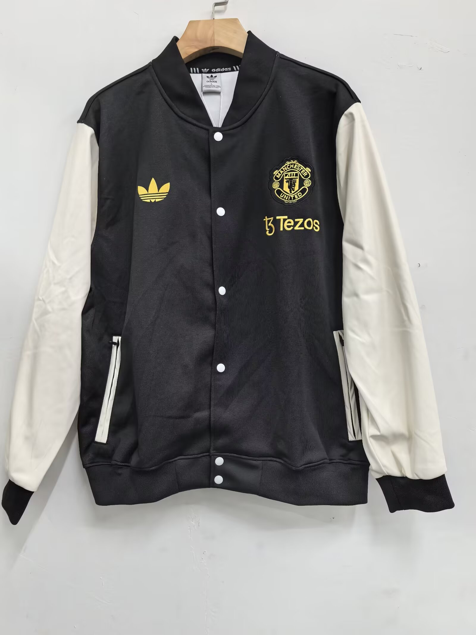Manchester United retro leather jacket with button closure