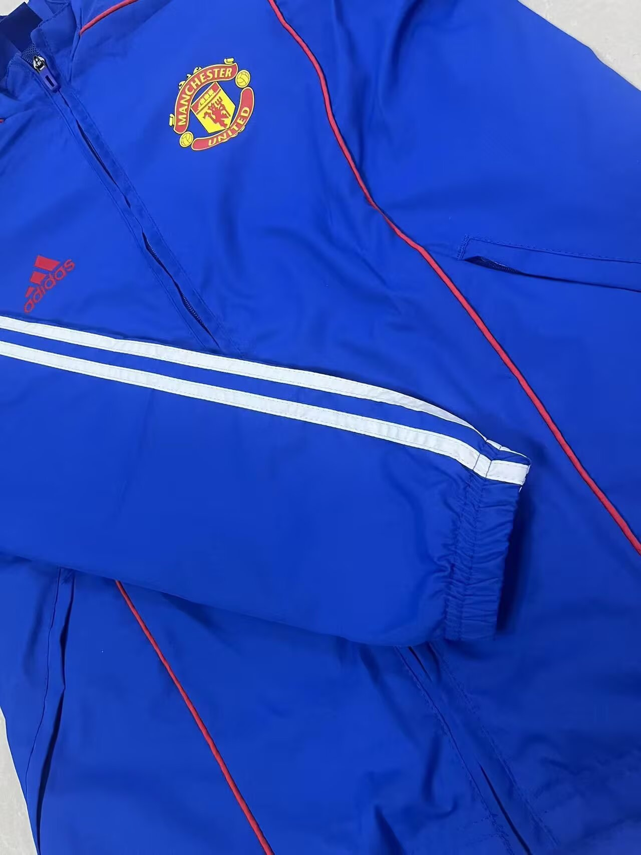 Manchester United vintage trench coat