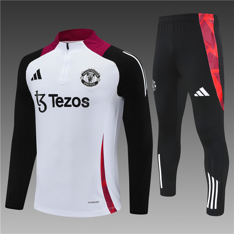 2425 Manchester United White Half-Length Sleeve Shirt
