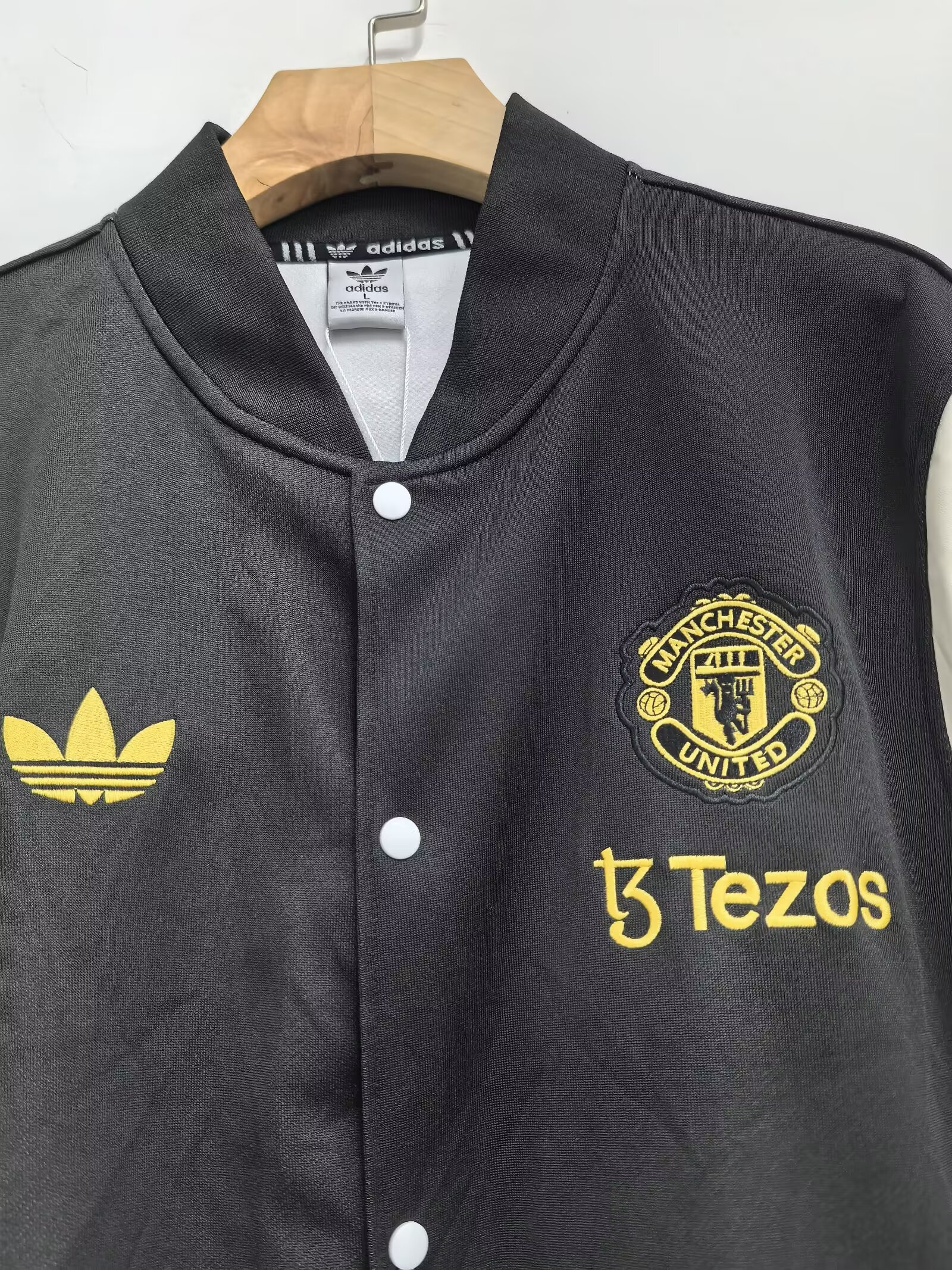Manchester United retro leather jacket with button closure