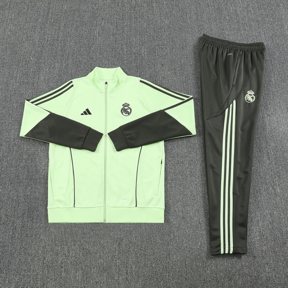 25-piece Real Madrid jacket set
