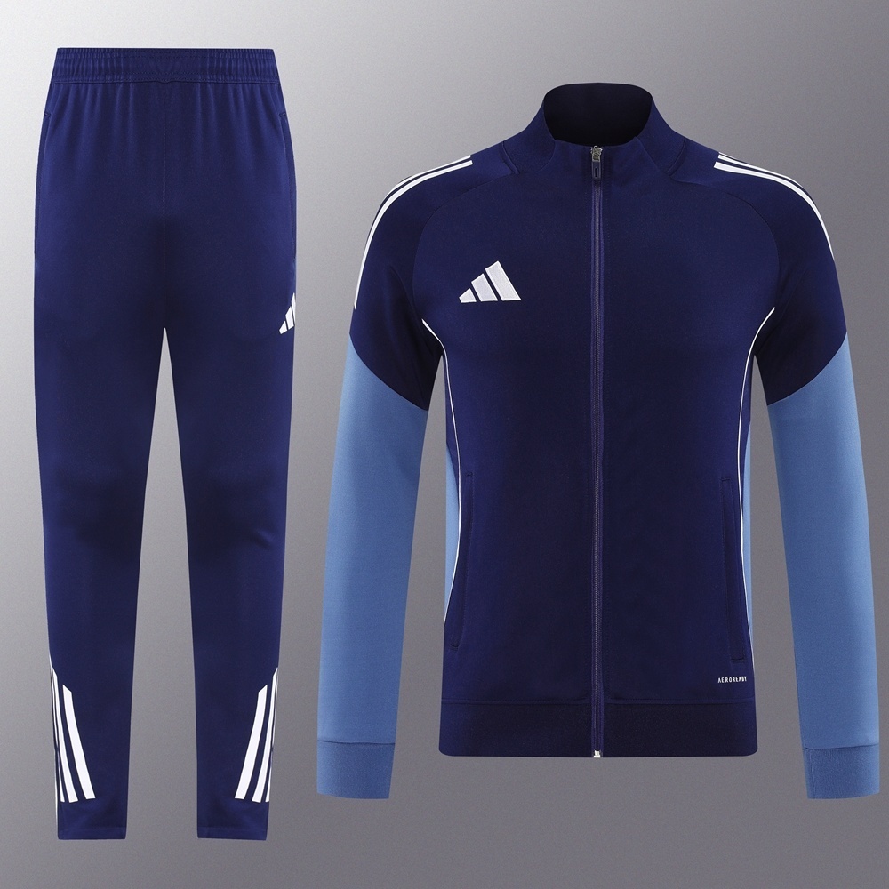 AJ25Set of clothing