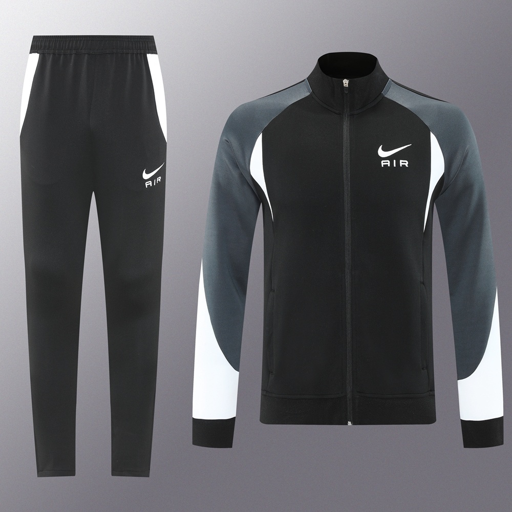 NJ17Set of clothing