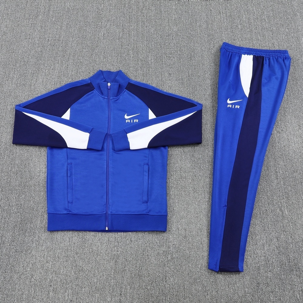NJ17Set of clothing