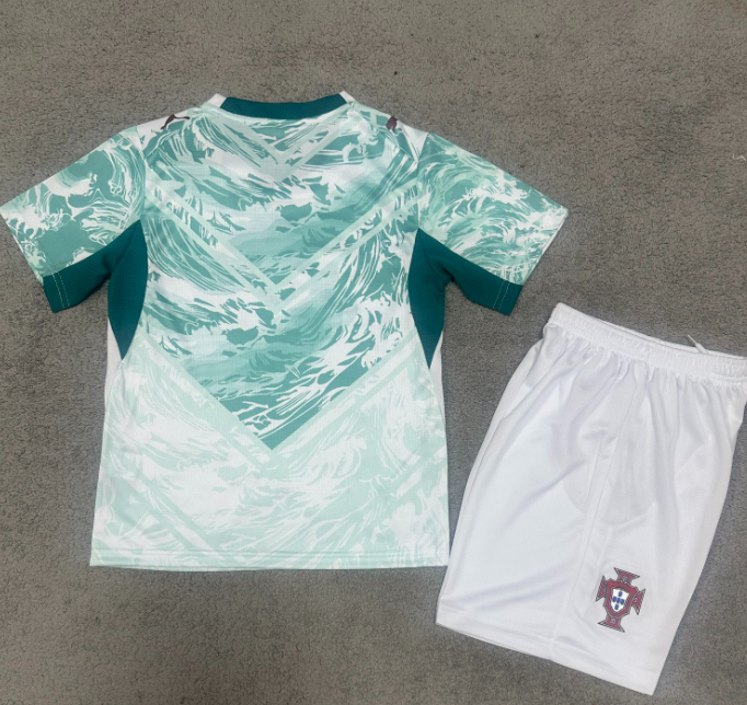 26 27 Portuguese home and away team children's clothing