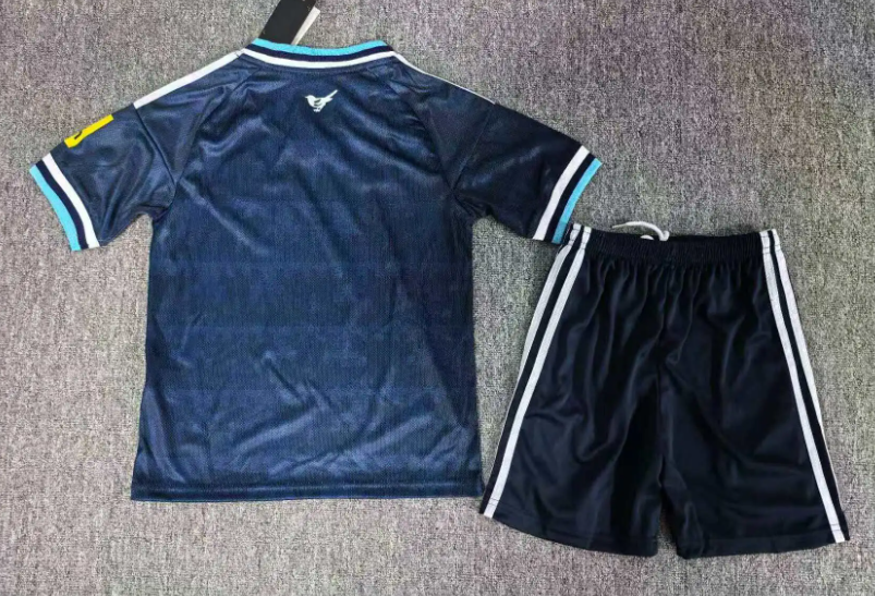 26-27 Away Kids' Clothing of Torkas