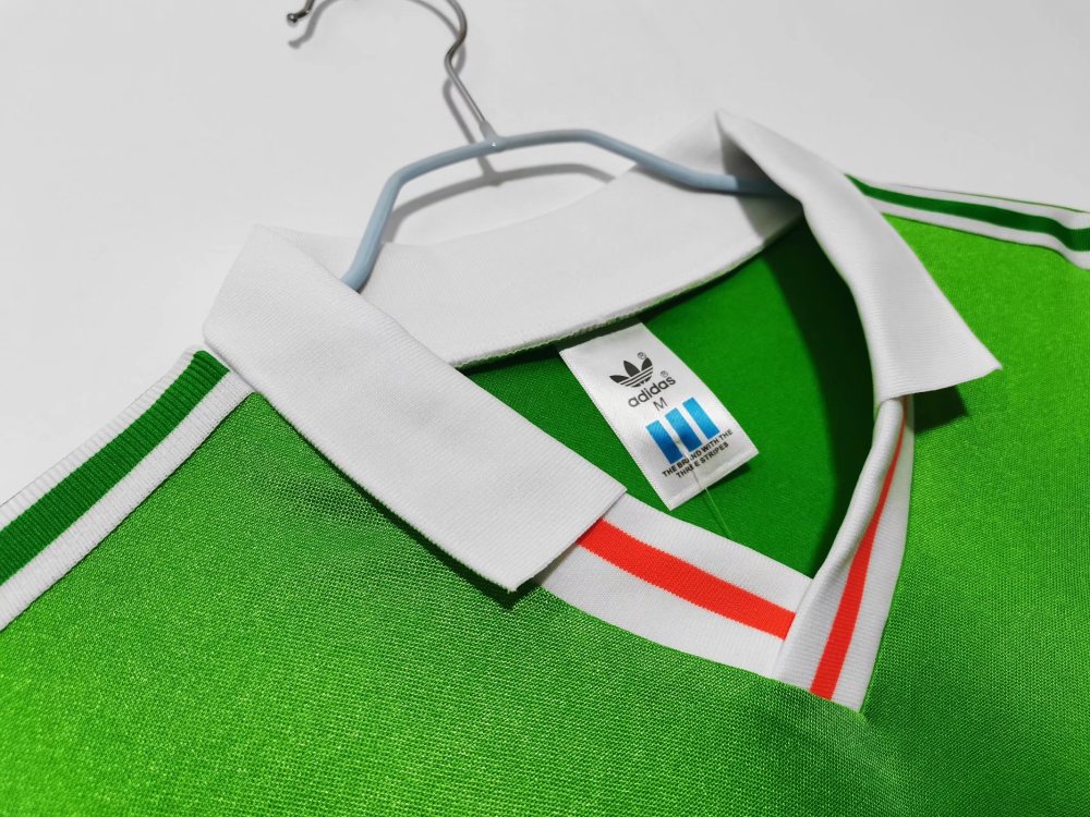 1988/1990 Ireland home