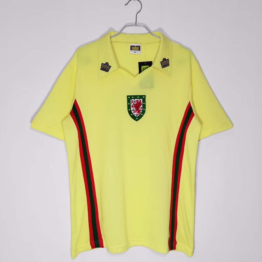 1976/1979 Wales  Away Football Jersey