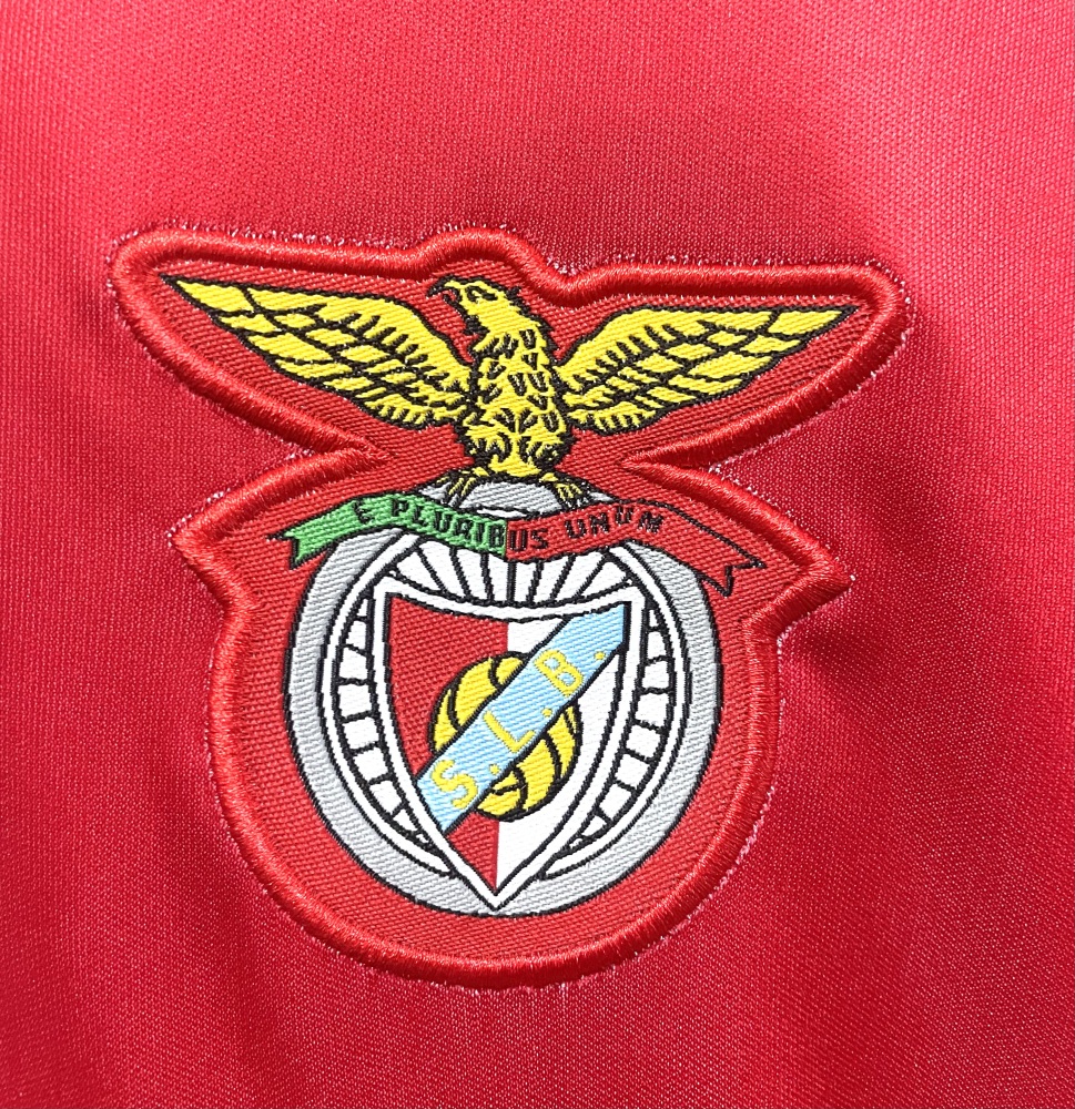 2004/2005 Benfeika Home Football Jersey