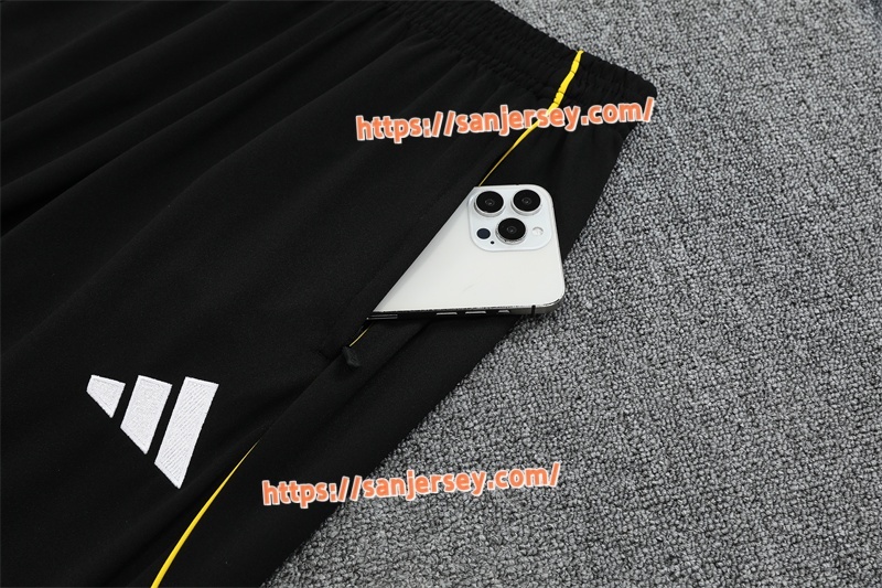 2025/2026 Real Madrid black Training suit set long sleeves