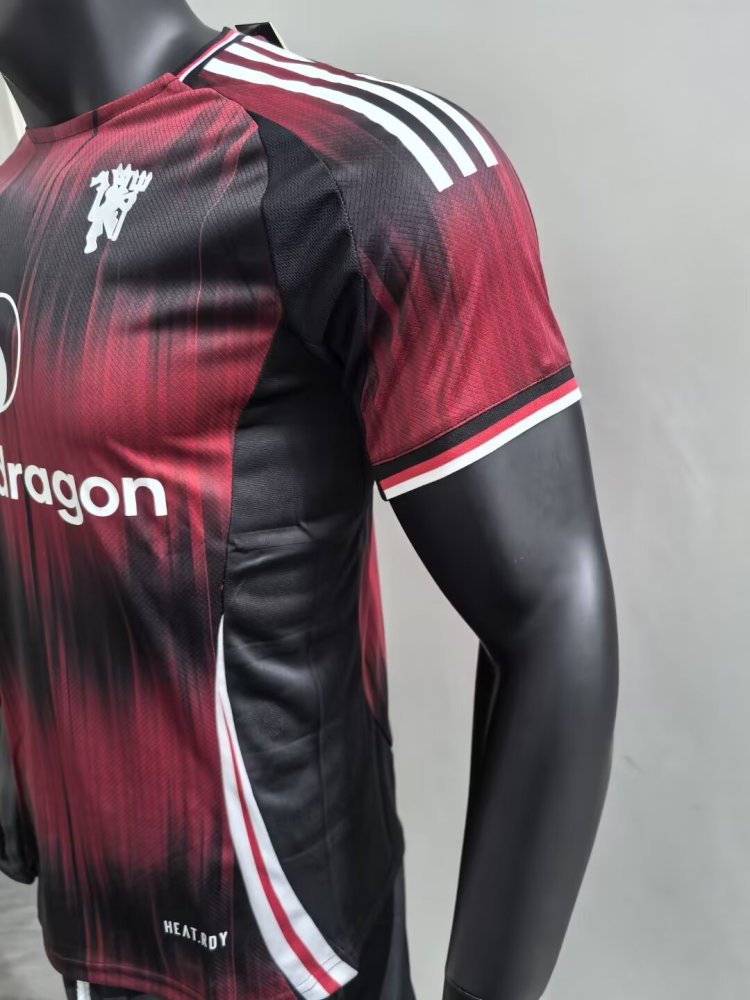 2024/2025 Manchester United Black And Red Special Edition Football Jersey For Player Version