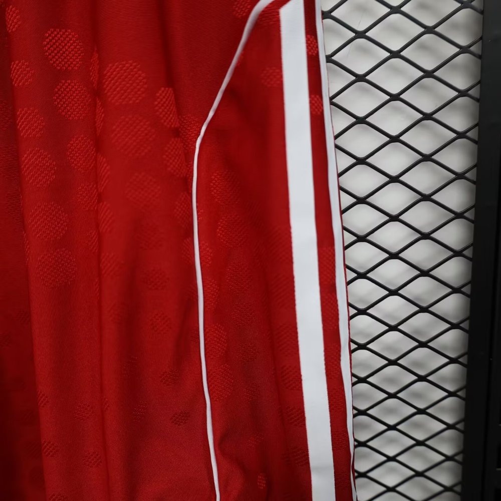 2025/2026 Liverpool Red Home Shorts