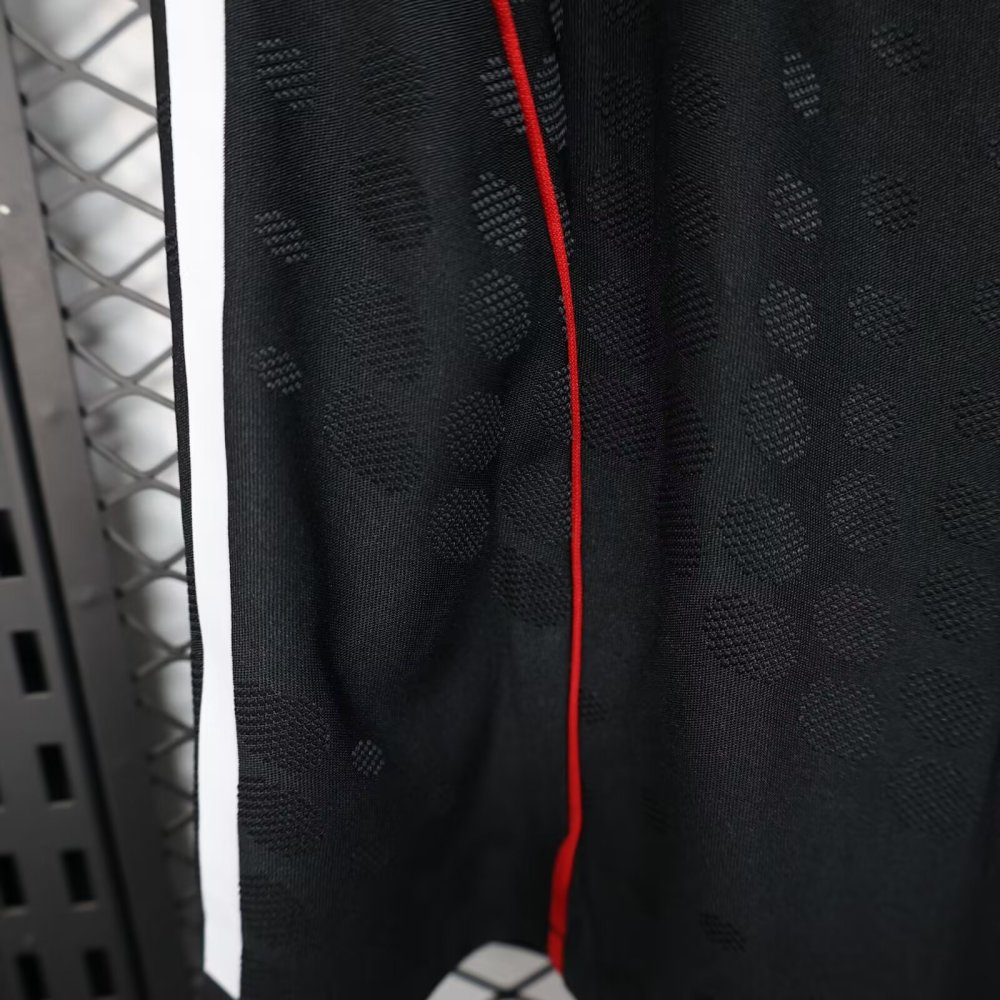 2025/2026 Liverpool Black Home Shorts