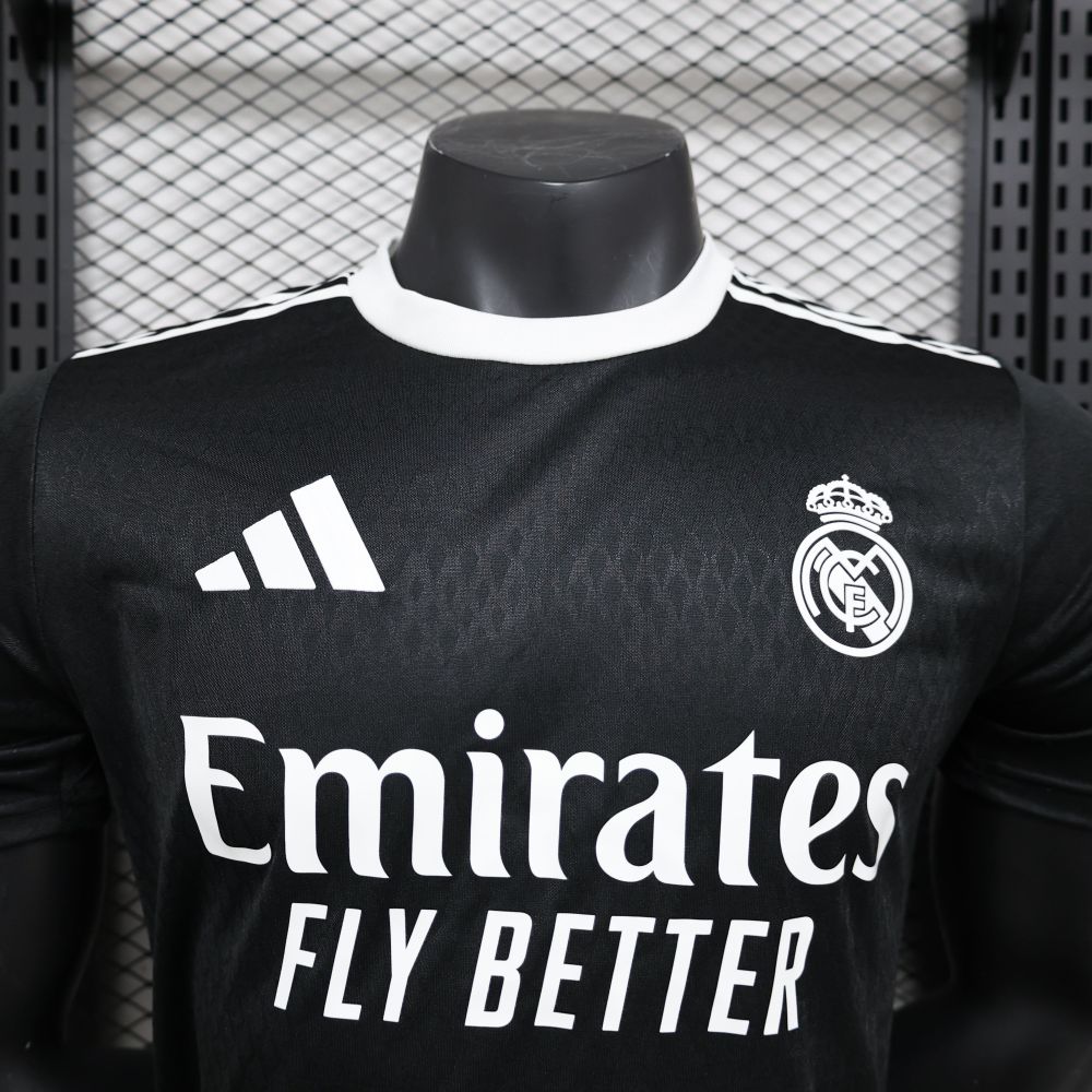 2024/2025 Real Madrid Black goalkeeper Football Jersey For Player Version