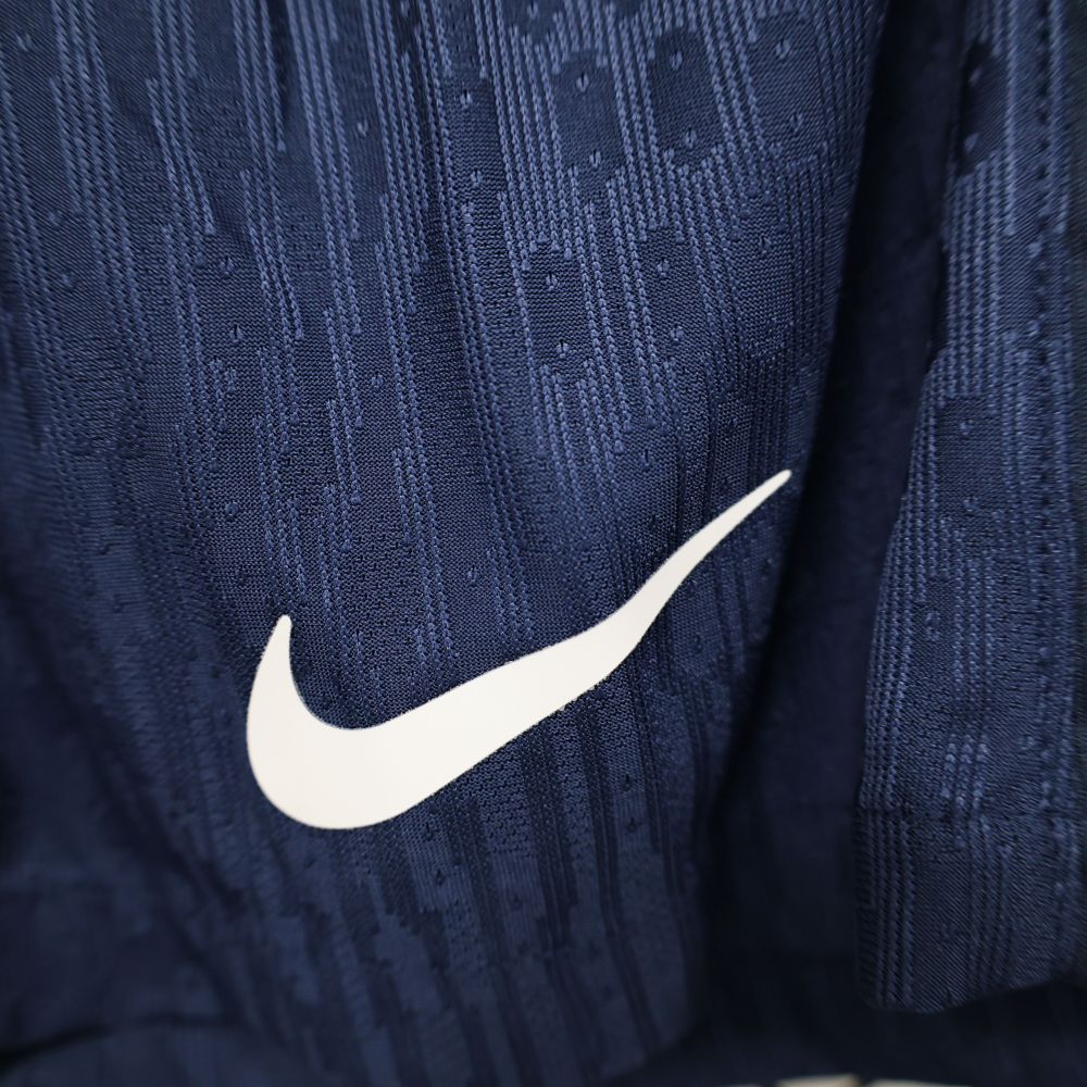 2024/2025 Player Edition Paris Home  Football Shorts