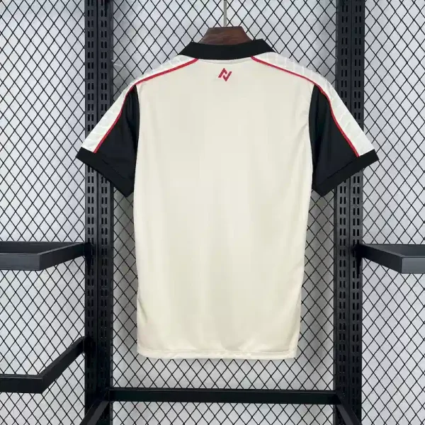2025/2026 Vitoria Beige Goalkeeper Soccer Jersey Fan Edition