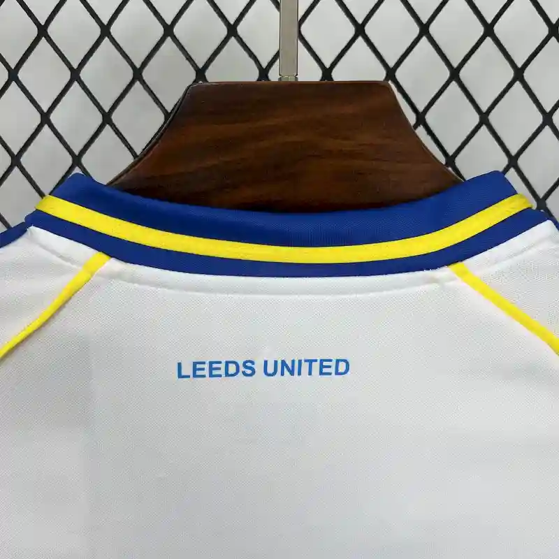 2025/2026 Leeds United Soccer Jersey Home（ Fans Edition ）