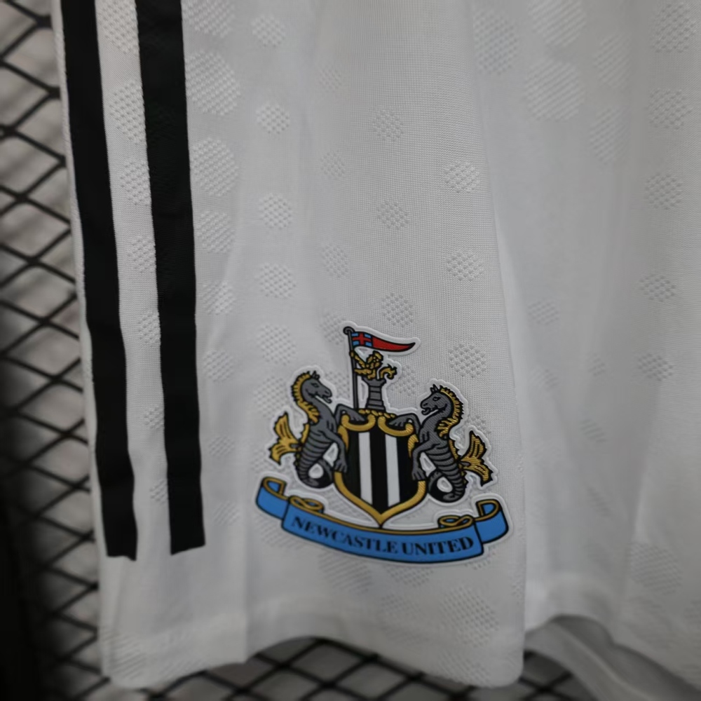 2025/2026 Newcastle United Home Shorts Player version