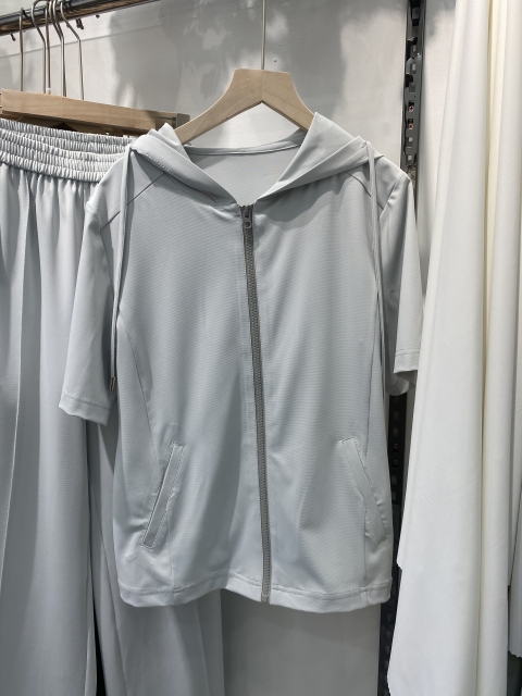 Knit Grid Pattern Fabric