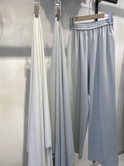 Knit Grid Pattern Fabric