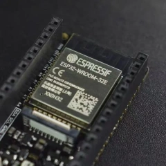 【Pre-welded Master】DFRobot FireBeetle 2 ESP32-E Development Board IoT Module Accessories