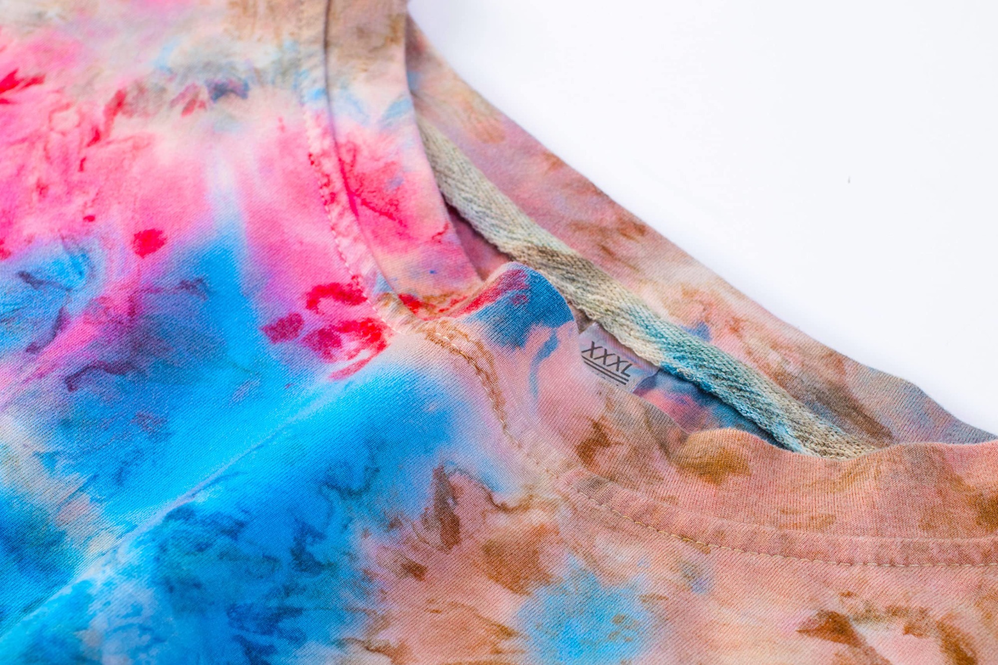 Unisex Tie Dye T-Shirt Colorful Crewneck Shirt Novelty Tee Loose fit Youth & Adult T-Shirt