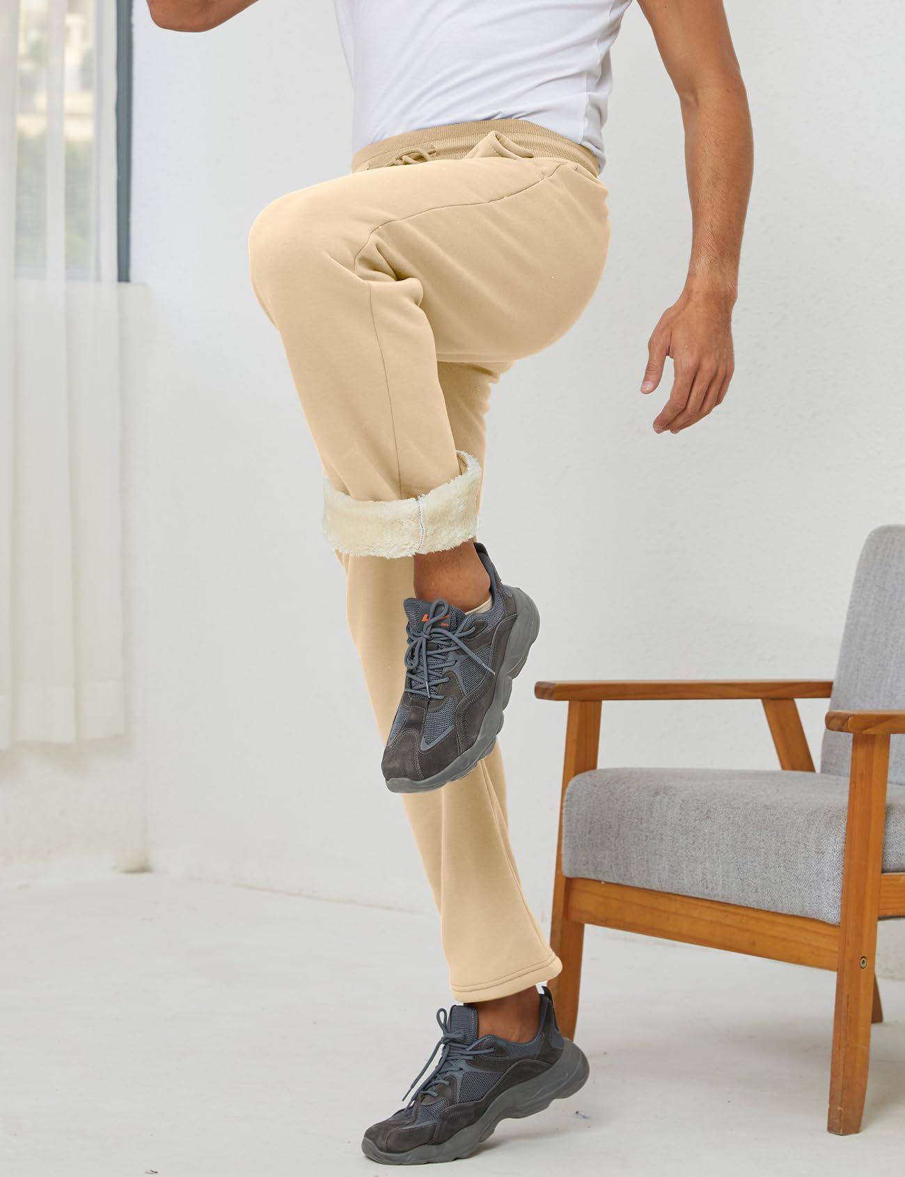 Men's Winter Fleece Pants Sherpa Lined Sweatpants Straight Leg Active Running Sweat Pants Comfy Lounge Pants