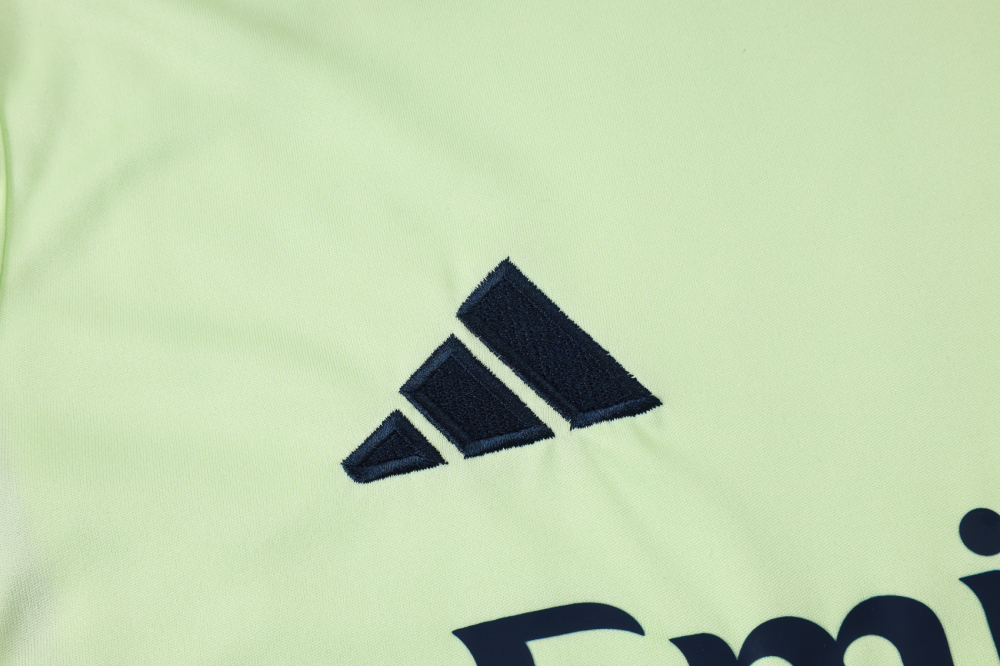 2025/2026 Real Madrid light green adult vest training suit (Adult Kit)