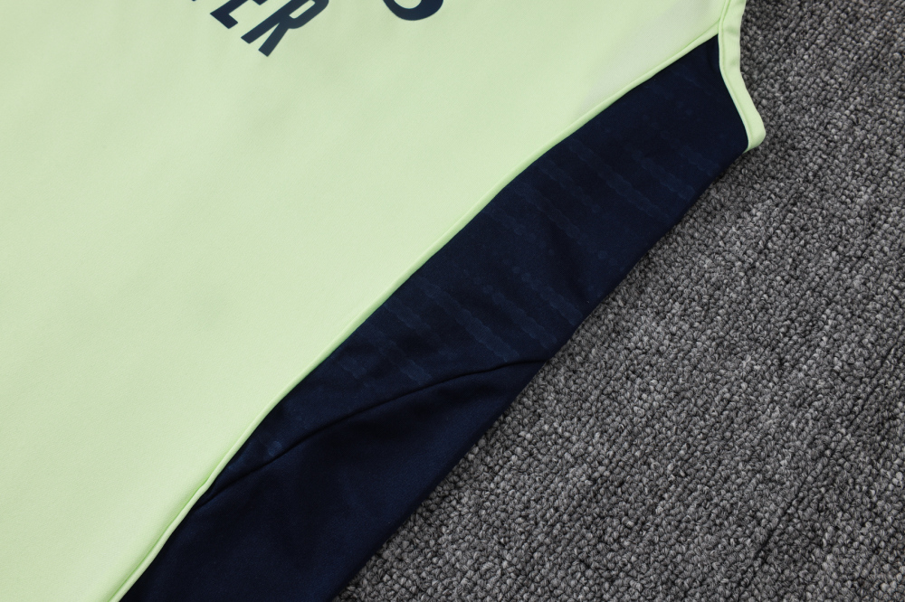 2025/2026 Real Madrid light green adult vest training suit (Adult Kit)