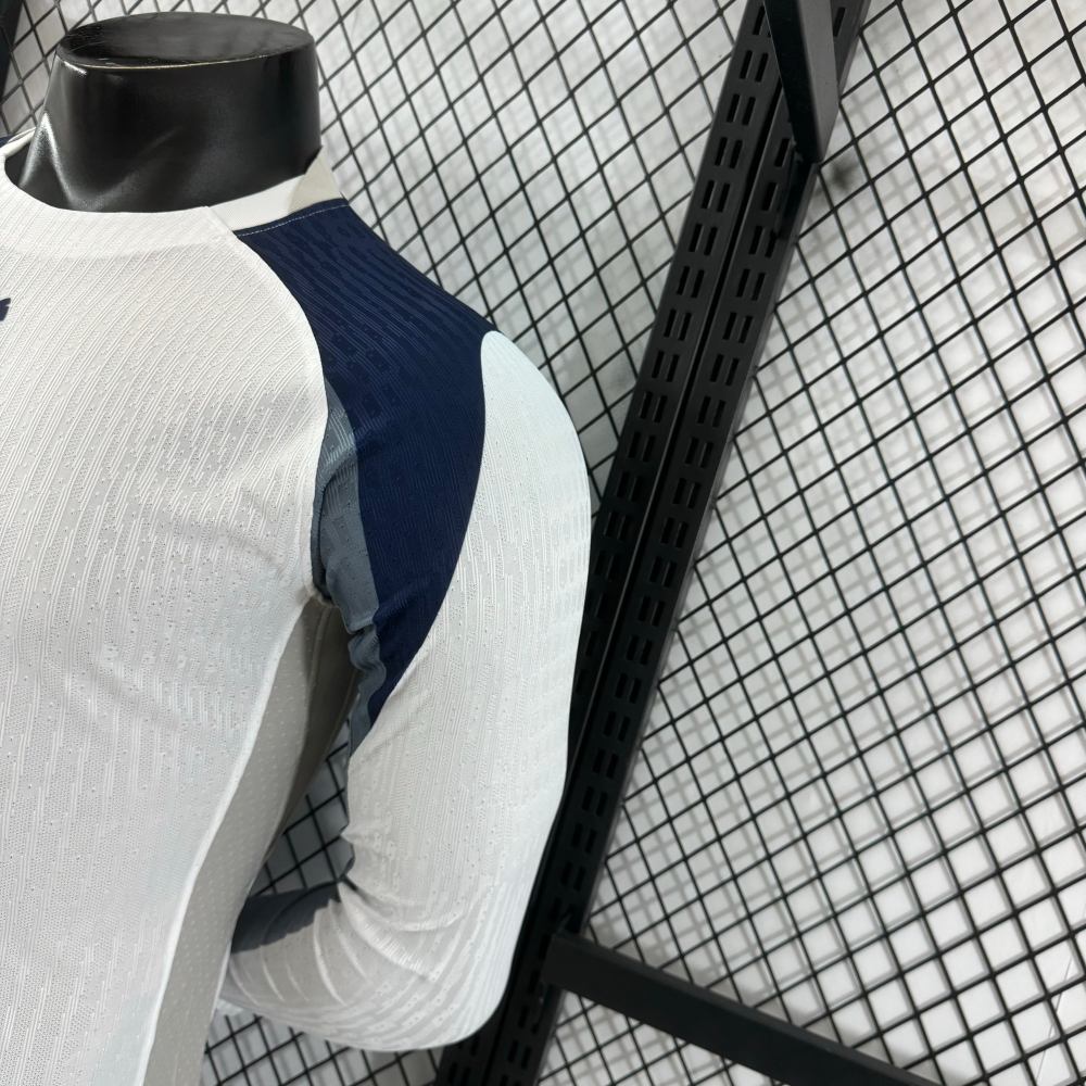 2025/2026 Tottenham Home Long Sleeve Football Shirt （Player Edition）