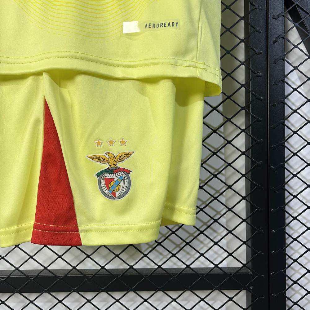 2025/2026 Benfica goalkeeper Football Shirt（Kits Kit）