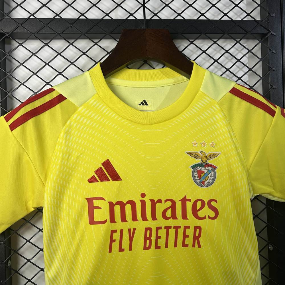 2025/2026 Benfica goalkeeper Football Shirt（Kits Kit）