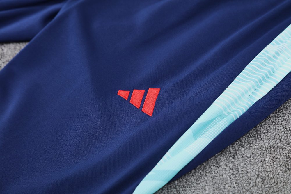 2025/2026 Flamengo Adult Long Sleeve Hood Kit
