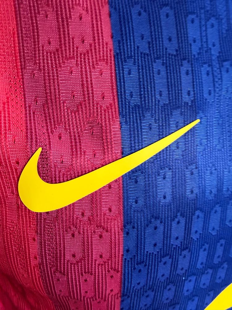 2026/2027 Barcelona home Football Shirt (Player Edition)