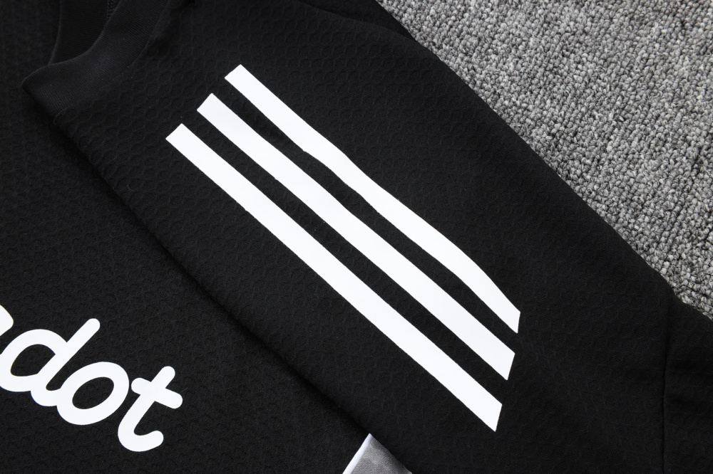 2025/2026 Inter Miami Black Short-Sleeved Training Kit