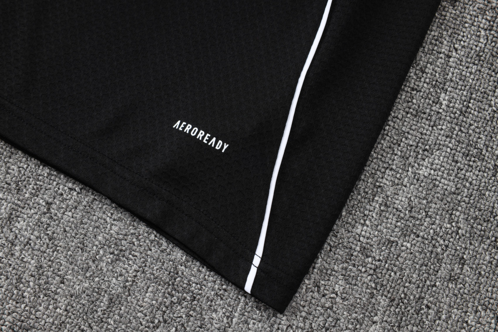 2025/2026 Inter Miami Black Short-Sleeved Training Kit