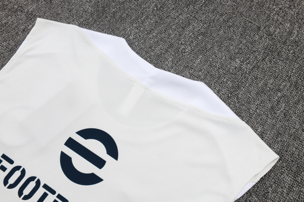 2025/2026 Inter Milan Off-white sleeveless training kit