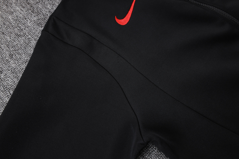 2025/2026 Paris Saint-Germain Black and White Long-Sleeved Training Suit Kit with Long Zipper and Hood