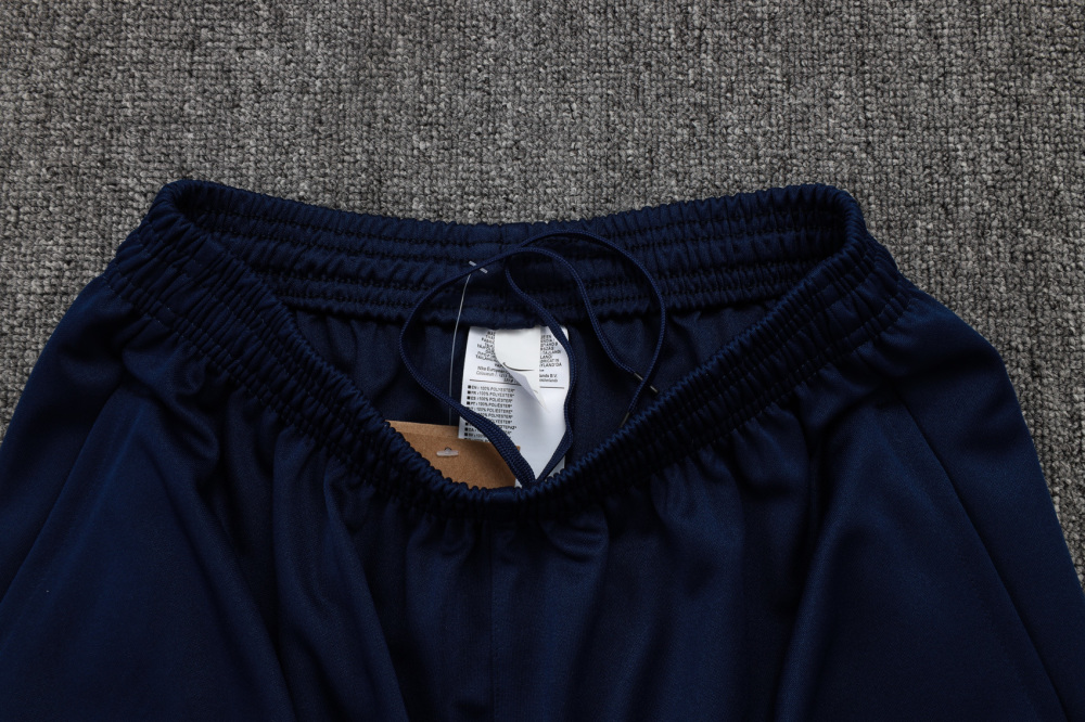 2025/2026 Inter Milan Off-white Long-Sleeved Half-Zip Training Kit