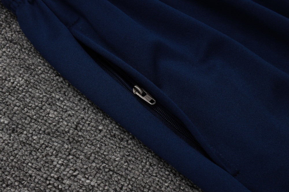 2025/2026 Inter Milan Off-white Long-Sleeved Half-Zip Training Kit