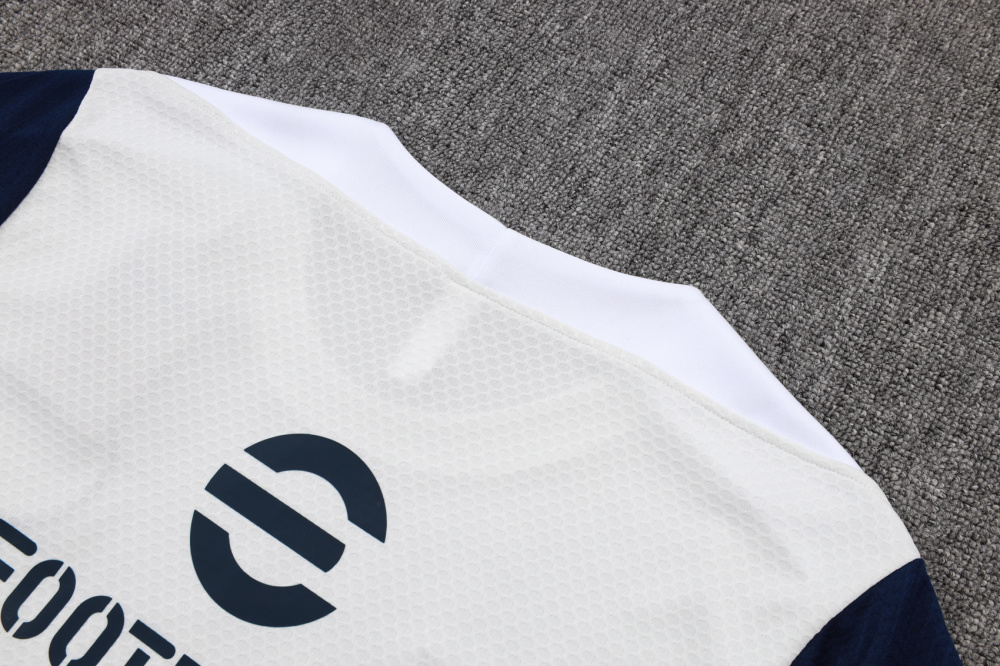 2025/2026 Inter Milan Off-white short-sleeved training kit