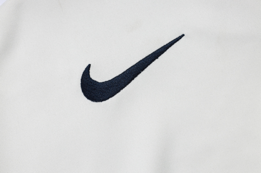2025/2026 Inter Milan Off-white Long-Sleeved Half-Zip Training Kit