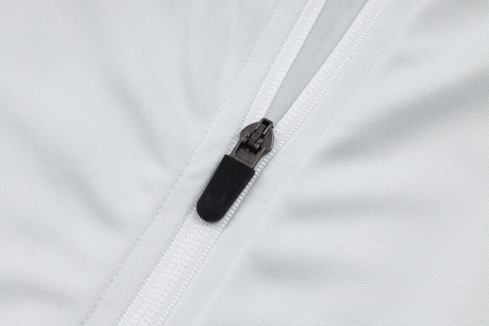 2025/2026 Inter Milan White long-sleeved full-zip training kit