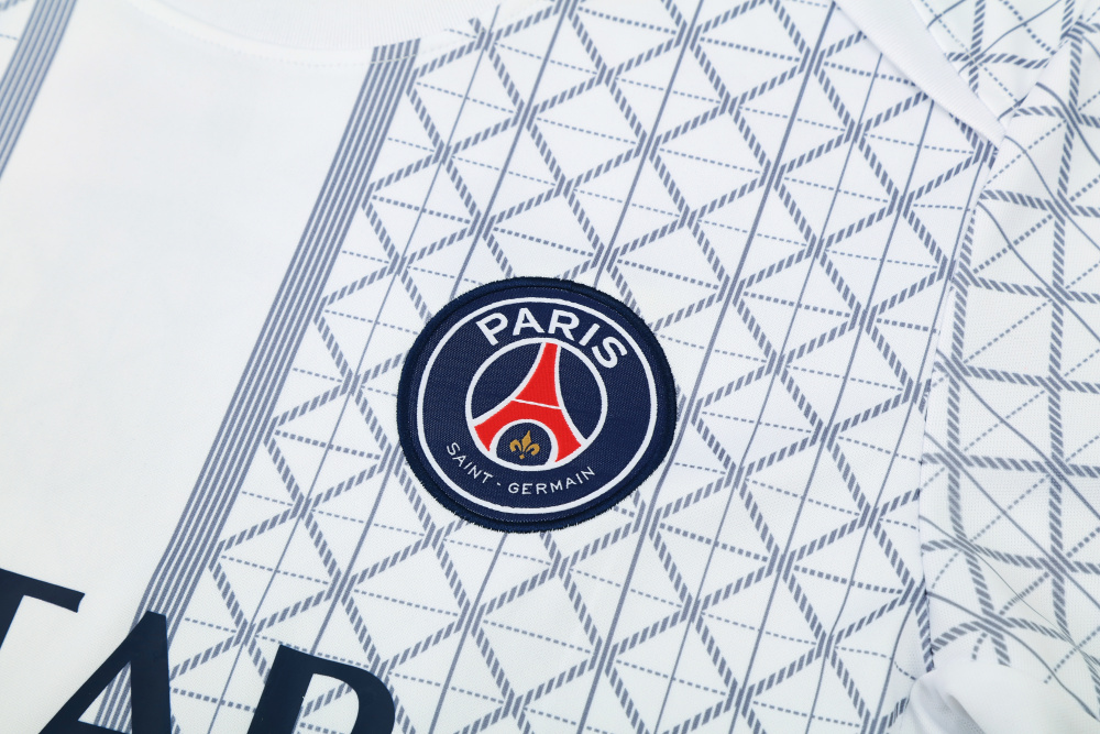 2025/2026 Paris Saint-Germain White Short-Sleeve Training Kit