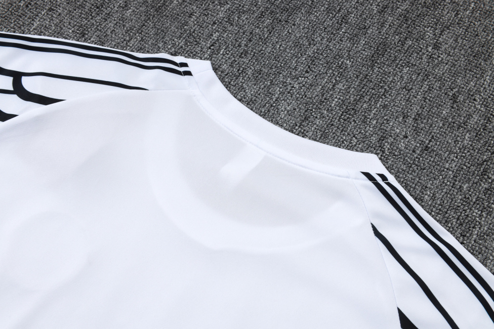 2025/2026 Paris Saint-Germain White Inkjet Short-Sleeve Training Kit