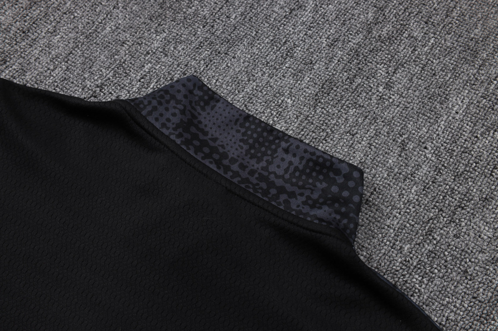 2025/2026 AC Milan Black inkjet Long-Sleeved Half-Zip Training Kit