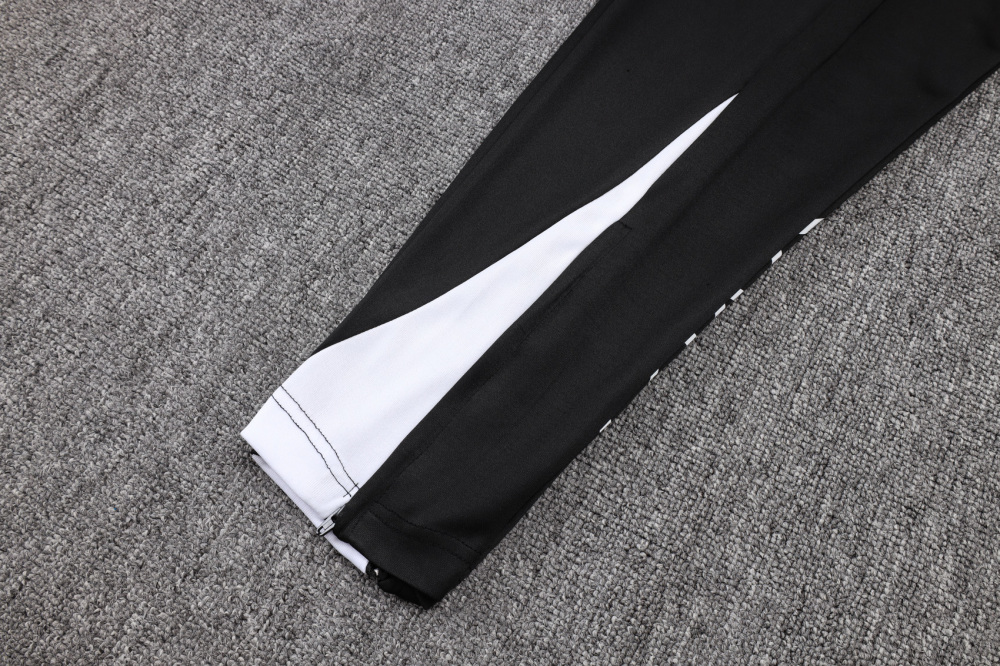 2025/2026 Paris Saint-Germain Black Half-Zip Long-Sleeve Training Suit Kit