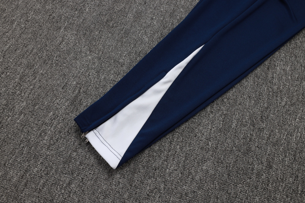 2025/2026 Inter Milan Off-white Long-Sleeved Half-Zip Training Kit