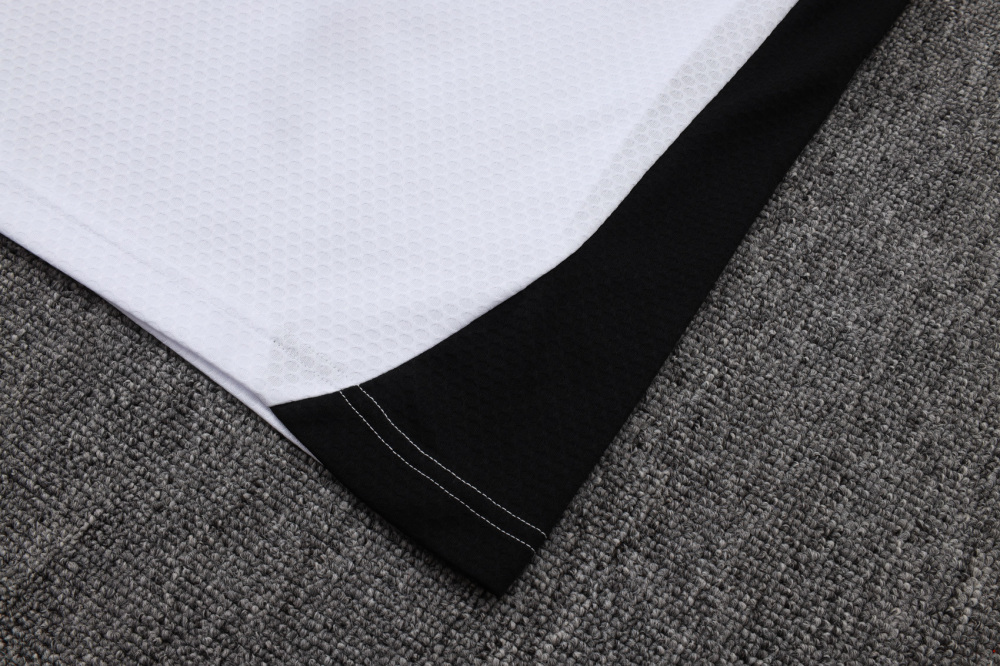 2025/2026 Liverpool White Polo Short-Sleeve Training Kit